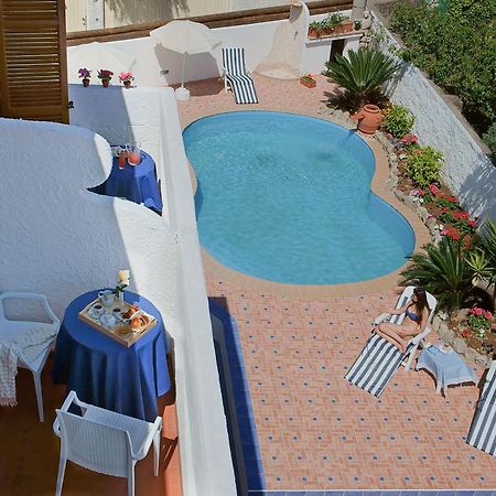 Iris Hotel Forio  Bagian luar foto