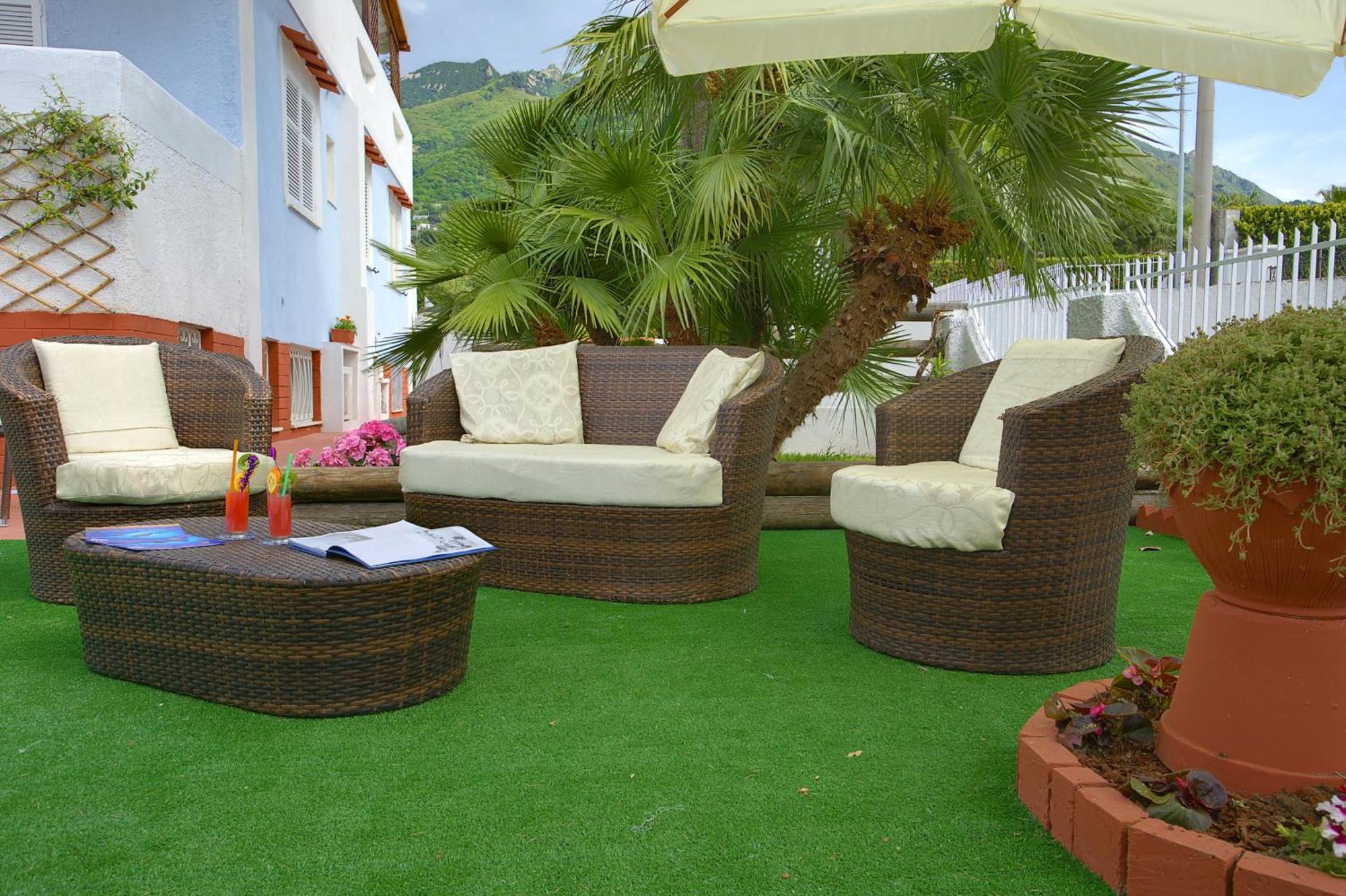 Iris Hotel Forio  Bagian luar foto